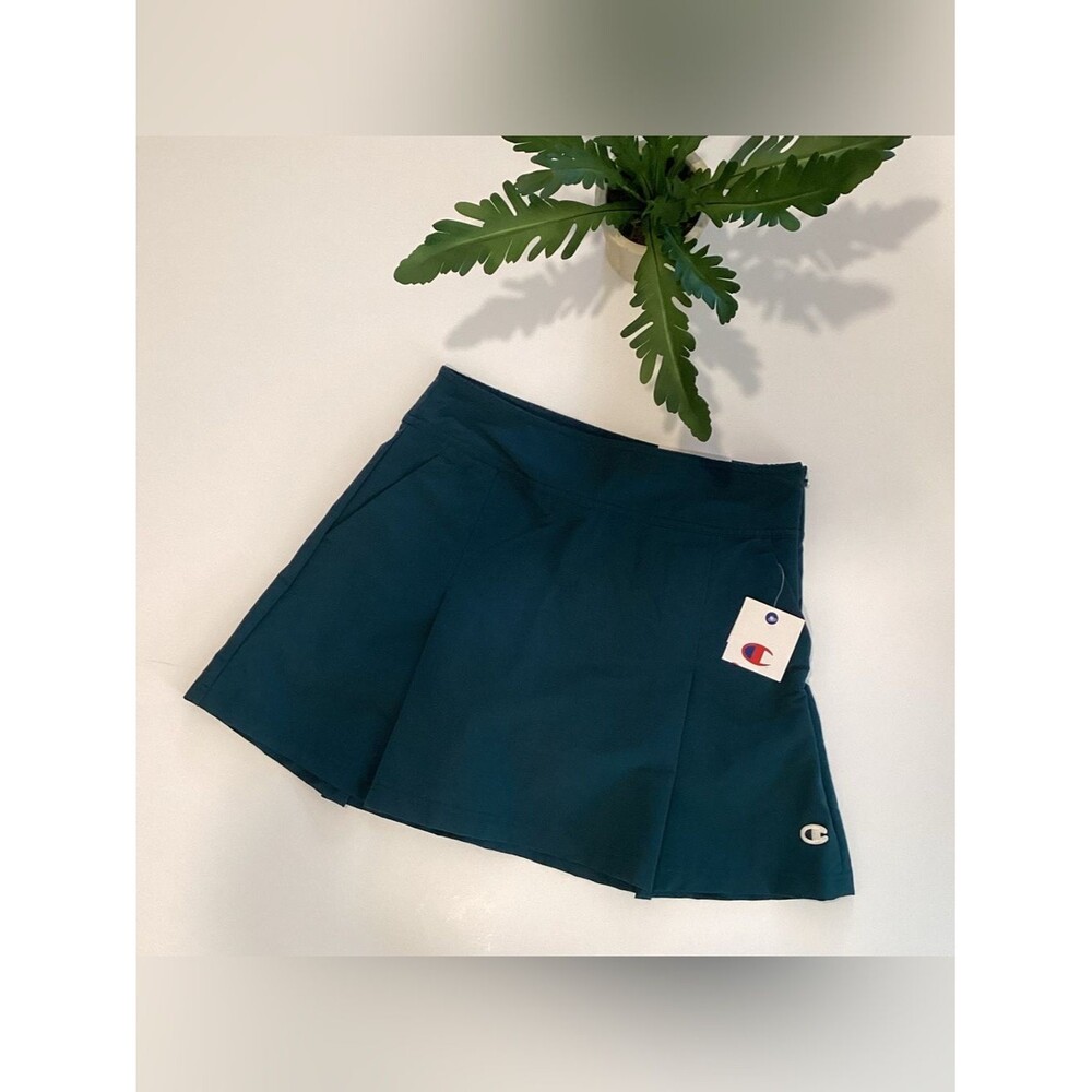 NWT Champion Women's Reflecting Pond Athletic Skort Size 4